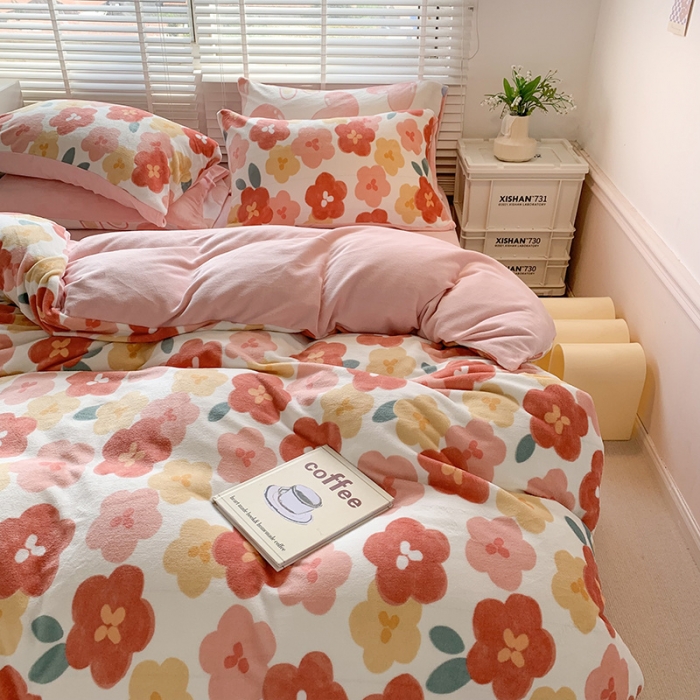 91家纺网 家纺一手货源 找家纺 澳萝拉 2022新款牛奶绒印花四件套 悠然花语