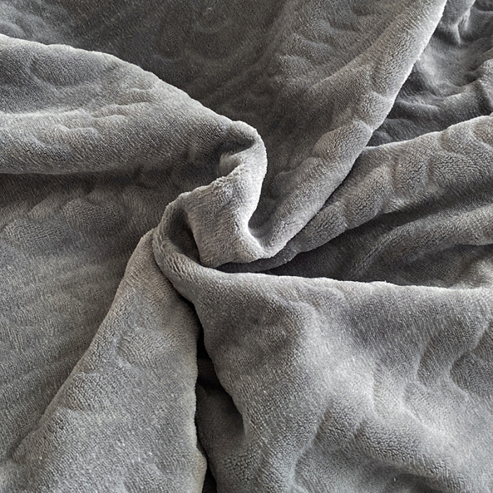 91家纺网 家纺一手货源 找家纺 铠畅 2022新款230克轻奢简约烂花绒牛奶绒剪花四件套 艾薇-灰