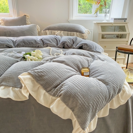 91家纺网 家纺一手货源 找家纺 总）其奥2025保暖加厚牛奶绒宝宝绒韩版公主风四件套花朵系列