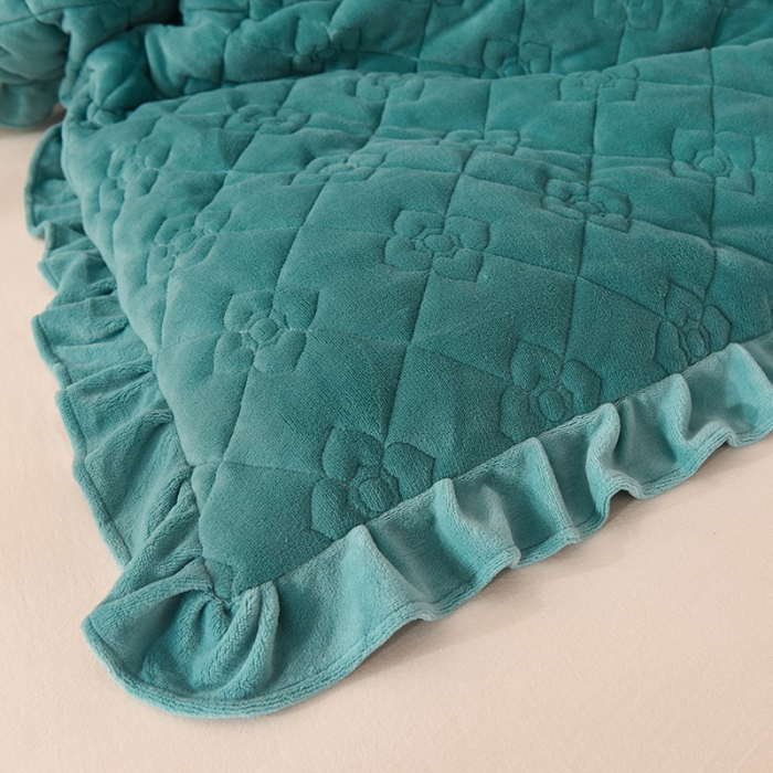 91家纺网 家纺一手货源 找家纺 甜之梦 2025新款牛奶绒夹棉纯色单被套 湖绿