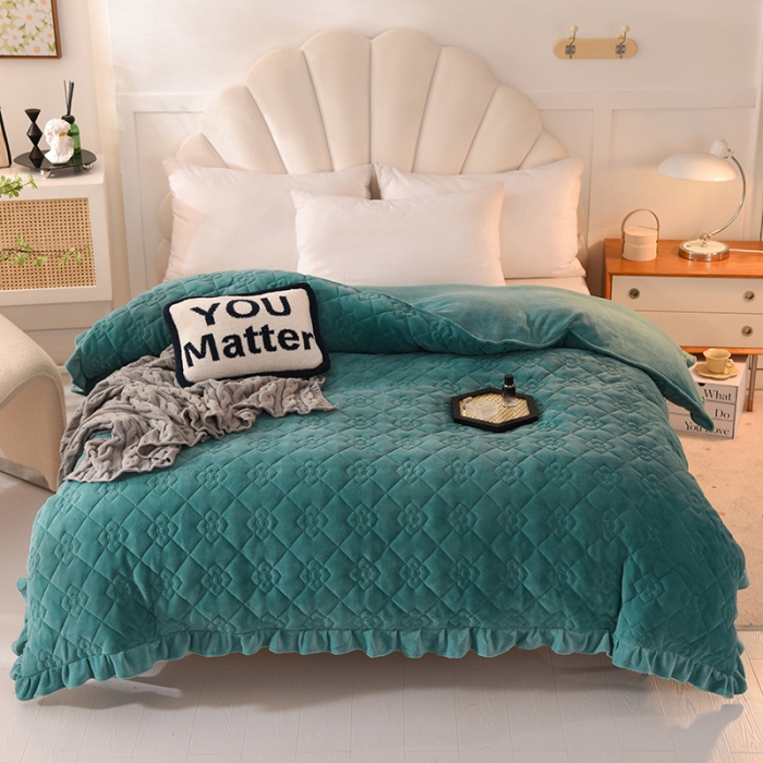 91家纺网 家纺一手货源 找家纺 甜之梦 2025新款牛奶绒夹棉纯色单被套 湖绿