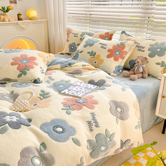 91家纺网 家纺一手货源 找家纺 苏拉  2023新款秋冬新款雪花绒牛奶绒四件套 花儿朵朵