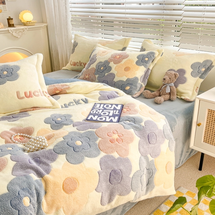 91家纺网 家纺一手货源 找家纺 苏拉  2023新款秋冬新款雪花绒牛奶绒四件套 花季