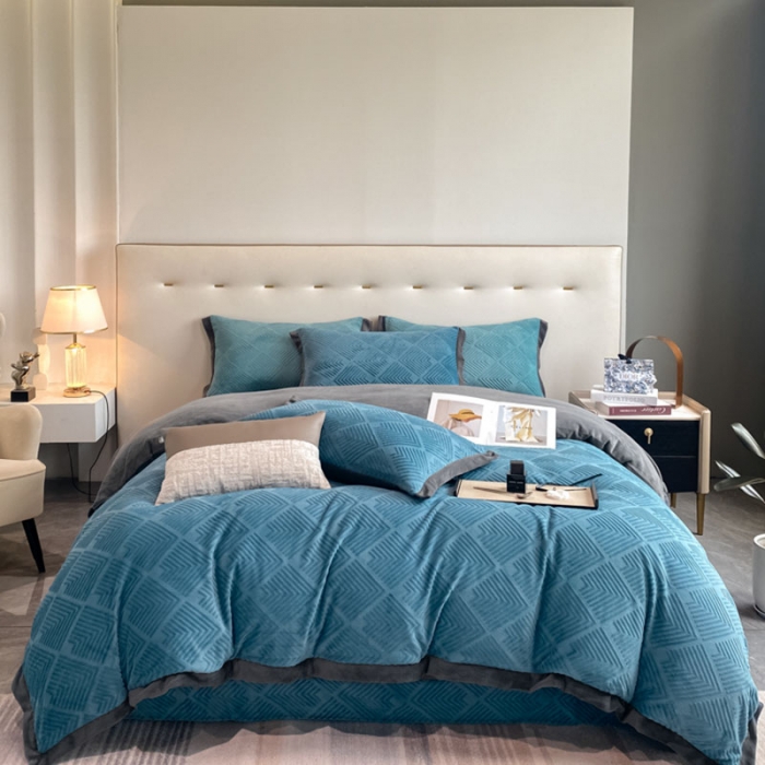 91家纺网 家纺一手货源 找家纺 金丝鸟 2022新款240g全消光牛奶绒宽边工艺雕花四件套 光年 蓝