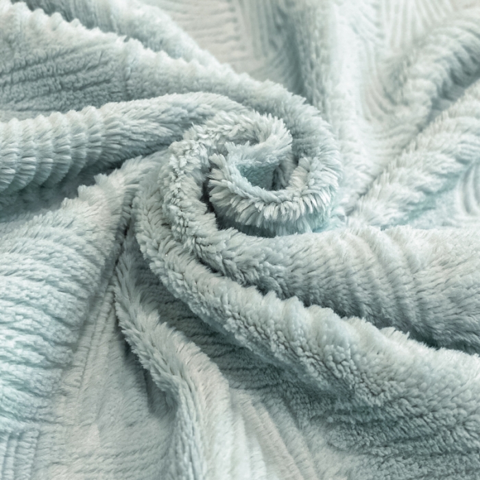 91家纺网 家纺一手货源 找家纺 金丝鸟 2022新款240g全消光牛奶绒宽边工艺雕花四件套 五律格 天蓝