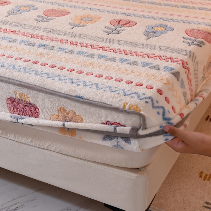 91家纺网 家纺一手货源 找家纺 慕梵 2022新款雪花绒印花卡通床笠 波西米亚