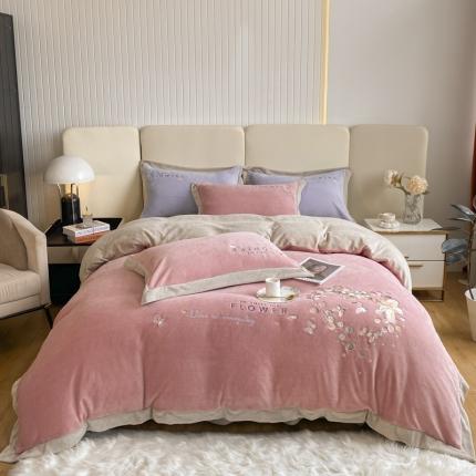 91家纺网 家纺一手货源 找家纺 (总) 七七 2025新款绣花牛奶绒四件套尤加利系列