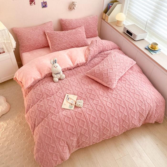 91家纺网 家纺一手货源 找家纺 金爱家 2023新款塔芙绒牛奶绒防静电四件套 塔芙绒-粉