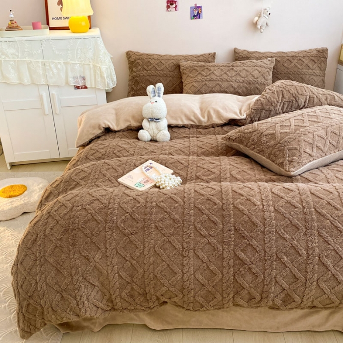 91家纺网 家纺一手货源 找家纺 金爱家 2023新款塔芙绒牛奶绒防静电四件套 塔芙绒-咖