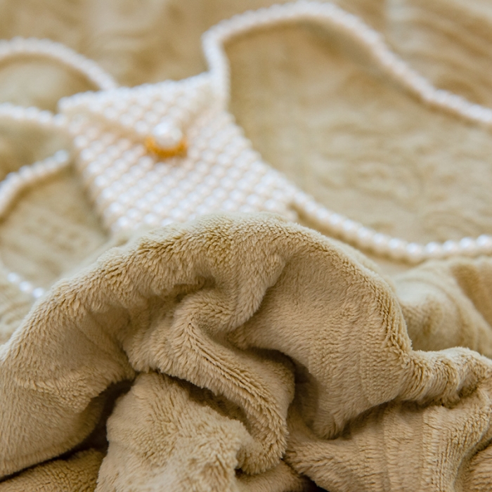 91家纺网 家纺一手货源 找家纺 丝幔新款全消光5D雕花牛奶绒四件套 欧式烂花-抹茶绿