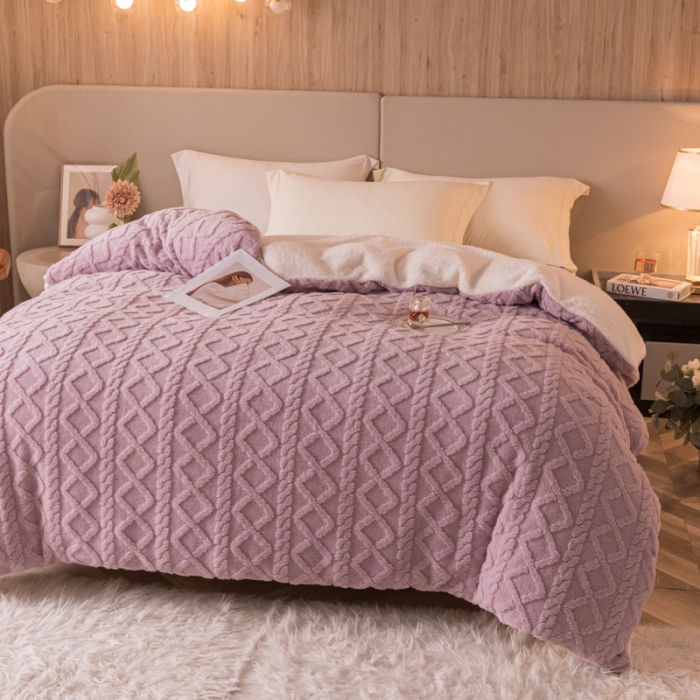 91家纺网 家纺一手货源 找家纺 简爱-2025舒棉绒羊羔绒单被套多功能毯 菱形茉格-香芋紫