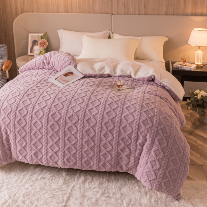 91家纺网 家纺一手货源 找家纺 简爱-2025舒棉绒羊羔绒单被套多功能毯 菱形茉格-香芋紫