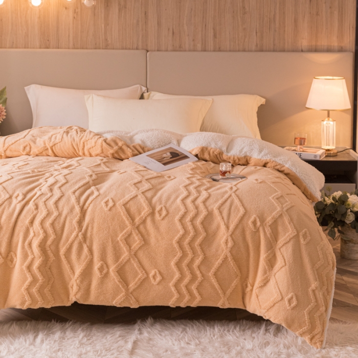 91家纺网 家纺一手货源 找家纺 简爱-2025舒棉绒羊羔绒单被套多功能毯 纹路菱形格-姜黄