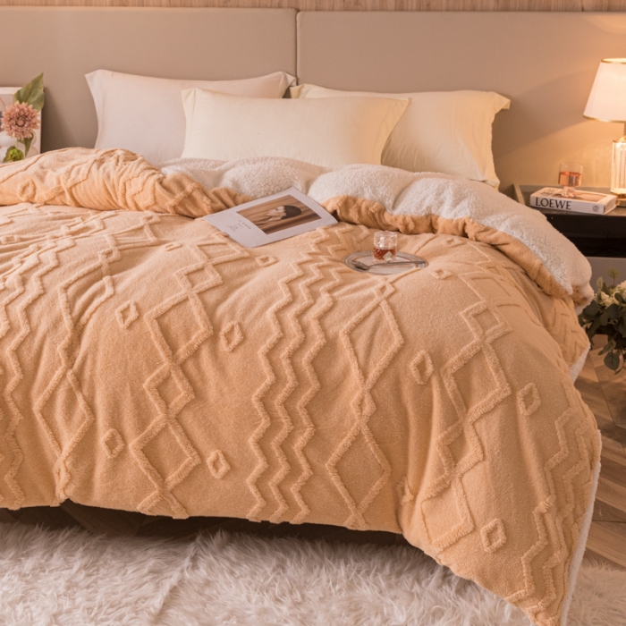 91家纺网 家纺一手货源 找家纺 简爱-2025舒棉绒羊羔绒单被套多功能毯 纹路菱形格-姜黄