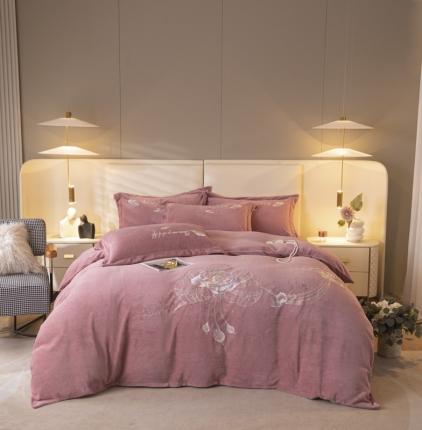 91家纺网 家纺一手货源 找家纺 （总）凡客 2022新款亲肤牛奶绒四件套学生宿舍三件套-倩影系列