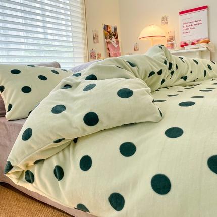 91家纺网 家纺一手货源 找家纺 桃子 新款ins奶油仙女波波加厚牛奶绒系列四件套 仙女波波-奶绿