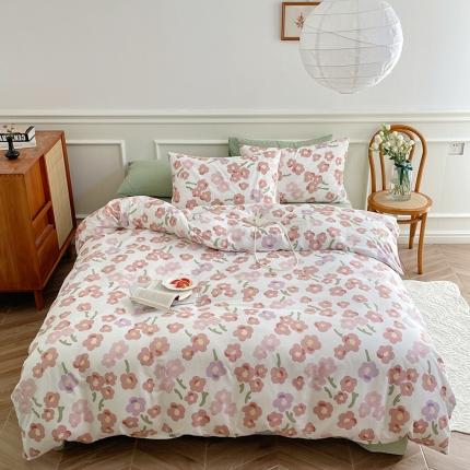 91家纺网 家纺一手货源 找家纺 昔可家纺 2022新款仙女风全棉爱丽丝系列印花四件套 甜尼粉花