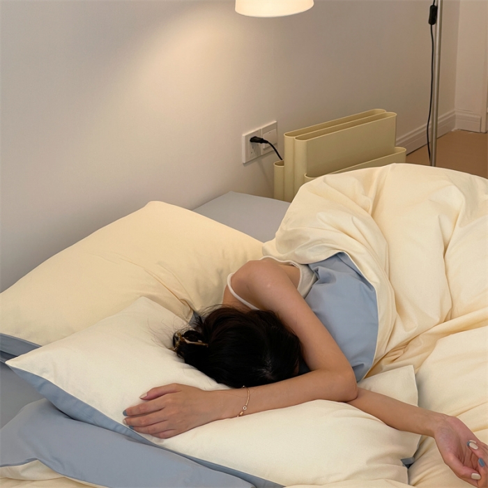 91家纺网 家纺一手货源 找家纺 时光里 2022新款秋冬60支磨毛四件套系列月牙黄拼水蓝