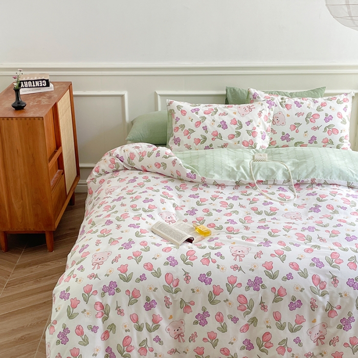 91家纺网 家纺一手货源 找家纺 昔可家纺 2022新款仙女风全棉爱丽丝系列印花四件套 熊熊花园