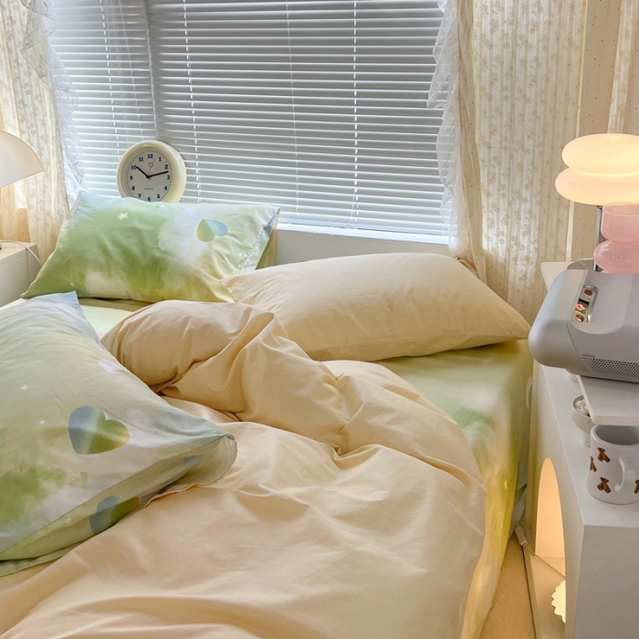 91家纺网 家纺一手货源 找家纺 昔可家纺 2022新款全棉ins云朵系列四件套 绿色星空-被套黄