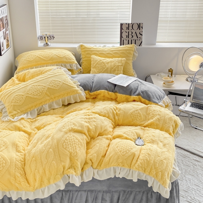 91家纺网 家纺一手货源 找家纺 （总）蝶帕 2024新韩版花边塔芙绒四件套牛奶绒三件套