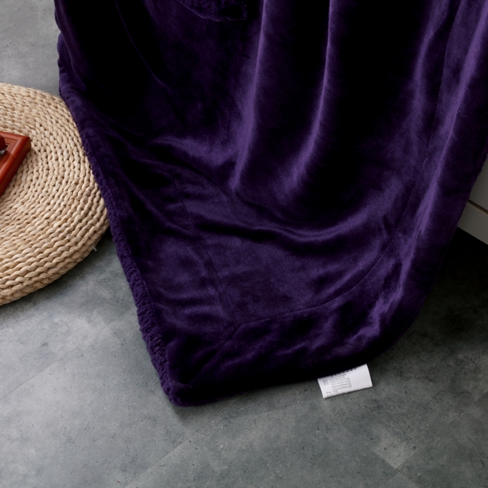 91家纺网 家纺一手货源 找家纺 卡琪曼 2022新双面法兰绒羊羔绒毛毯办公室午睡盖毯子 紫色