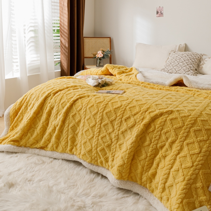 91家纺网 家纺一手货源 找家纺 简爱-2026加厚舒棉绒羊羔绒盖毯毛毯 菱形茉格-柠檬黄