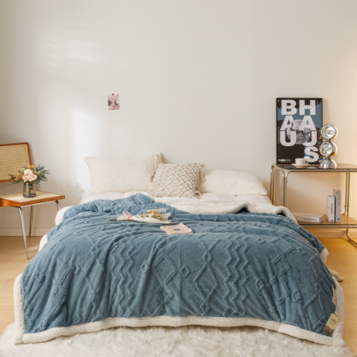 91家纺网 家纺一手货源 找家纺 简爱-2026加厚舒棉绒羊羔绒盖毯毛毯 纹路菱形格-暮色蓝