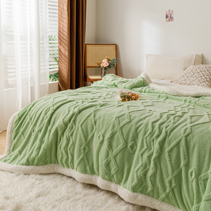 91家纺网 家纺一手货源 找家纺 简爱-2025加厚舒棉绒羊羔绒盖毯毛毯 纹路菱形格-海藻绿
