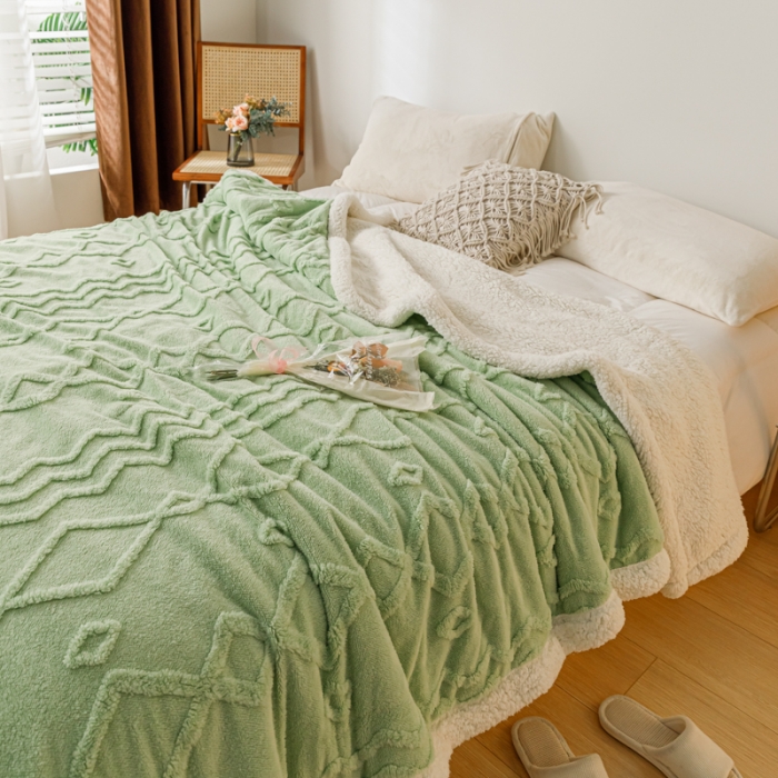 91家纺网 家纺一手货源 找家纺 简爱-2025加厚舒棉绒羊羔绒盖毯毛毯 纹路菱形格-海藻绿
