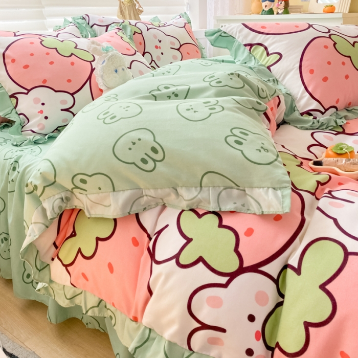 91家纺网 家纺一手货源 找家纺 上尚居 2024新款小清新韩版花边磨毛四件套水洗棉草莓兔