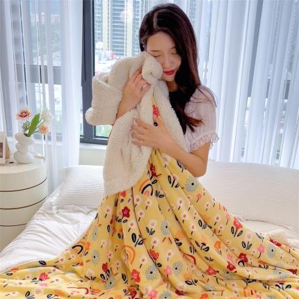 91家纺网 家纺一手货源 找家纺 兄弟坊 2022新款牛奶绒印花多功能毛毯被 美式田园