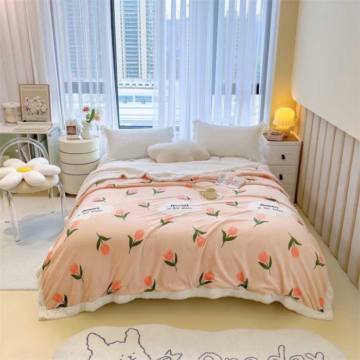 91家纺网 家纺一手货源 找家纺 兄弟坊 2022新款牛奶绒印花多功能毛毯被 郁金香