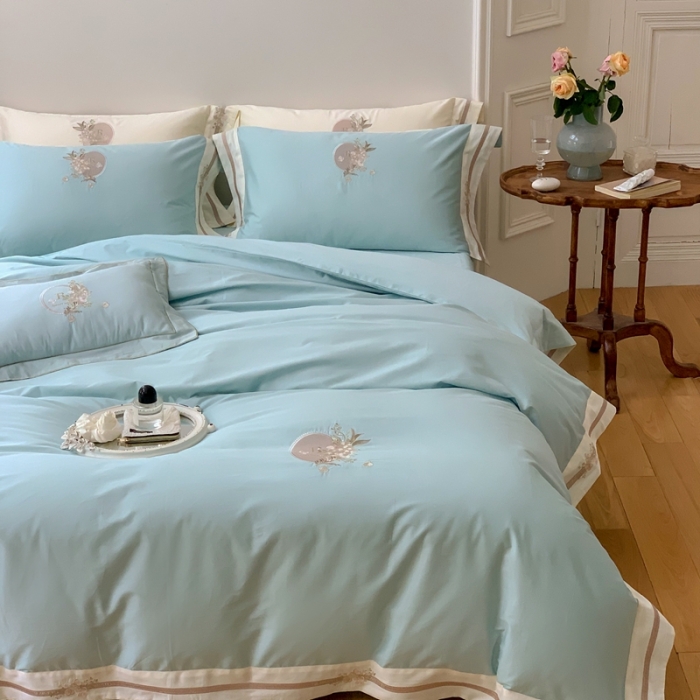 91家纺网 家纺一手货源 找家纺 馨蕊2022新款工艺全棉高精密刺绣四件套-蜜恋 蜜恋-湖水蓝