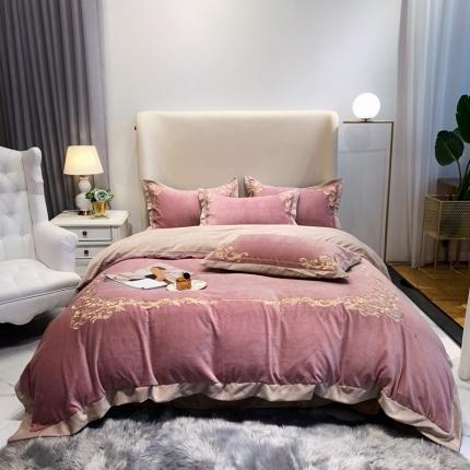 91家纺网 家纺一手货源 找家纺 馨蕊2022新款秋冬轻奢煦暖绒系列四件套 巴比伦-粉豆沙