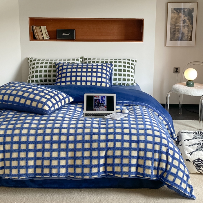 91家纺网 家纺一手货源 找家纺 梦柏2022新款阳离子提花绒四件套 阳离子-克莱因蓝