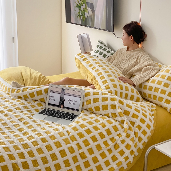 91家纺网 家纺一手货源 找家纺 梦柏2022新款阳离子提花绒四件套 阳离子-柠檬黄