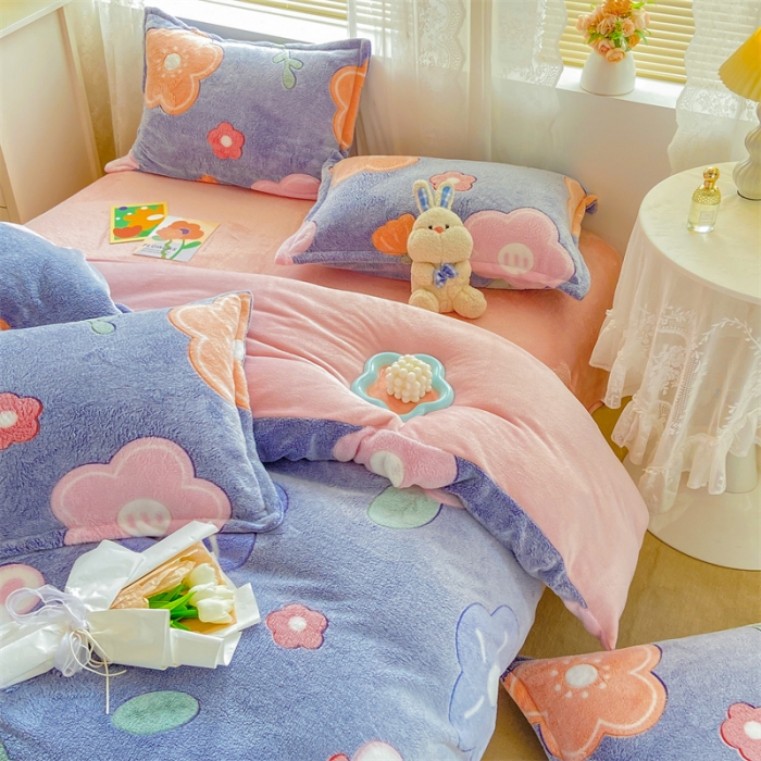 91家纺网 家纺一手货源 找家纺 优家居 2023新款加厚保暖雪花绒四件套 花园兔