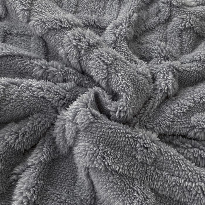 91家纺网 家纺一手货源 找家纺 吾秀家居2022新款舒棉绒提花毯 绒毯毛衣灰