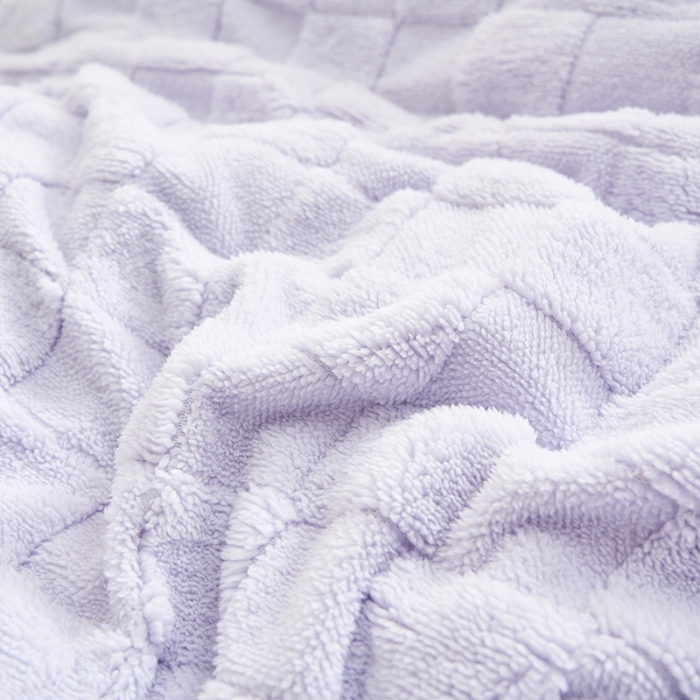 91家纺网 家纺一手货源 找家纺 吾秀家居2022新款舒棉绒提花四件套 方块紫