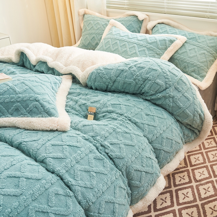 91家纺网 家纺一手货源 找家纺 吾秀家居2022新款舒棉绒提花四件套 毛衣绿