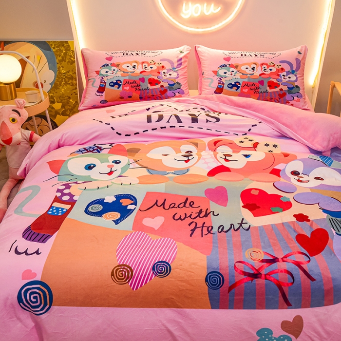 91家纺网 家纺一手货源 找家纺 ds生活馆2025新款大版卡通水晶牛奶珊瑚绒单被套三四件套 伙伴星黛露