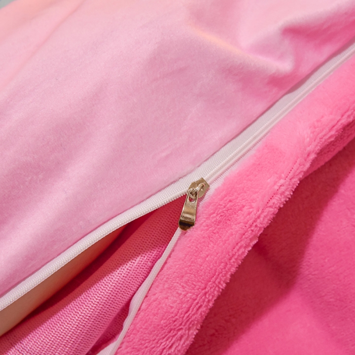 91家纺网 家纺一手货源 找家纺 ds生活馆2025新款大版卡通水晶牛奶珊瑚绒单被套三四件套 伙伴星黛露