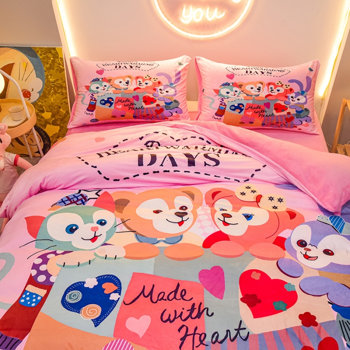 91家纺网 家纺一手货源 找家纺 ds生活馆2025新款大版卡通水晶牛奶珊瑚绒单被套三四件套 伙伴星黛露