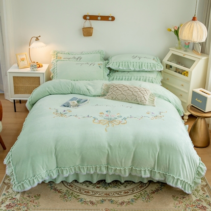 91家纺网 家纺一手货源 找家纺 （总）亲亲公主2025秋冬保暖新款牛奶绒保暖四件套绣花四件套