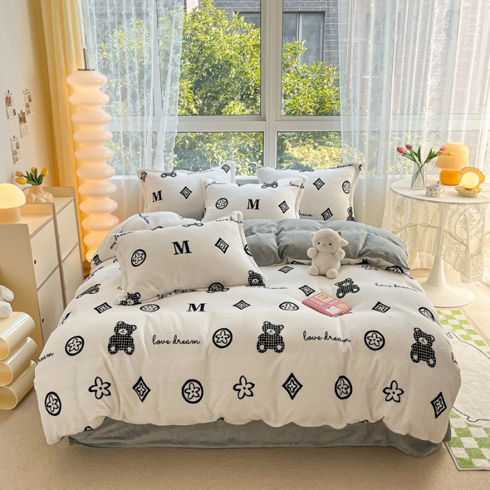 91家纺网 家纺一手货源 找家纺 2022慕尚高克重田园风牛奶绒系列单被套 潮熊