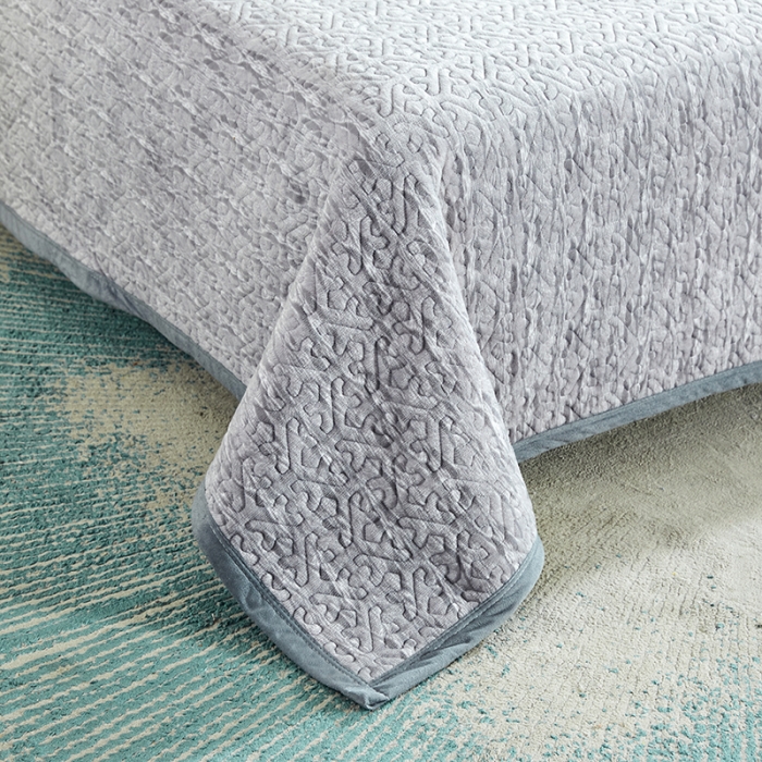 91家纺网 家纺一手货源 找家纺 （总）佳梦家纺2022新款脏脏色织牛奶绒盖毯