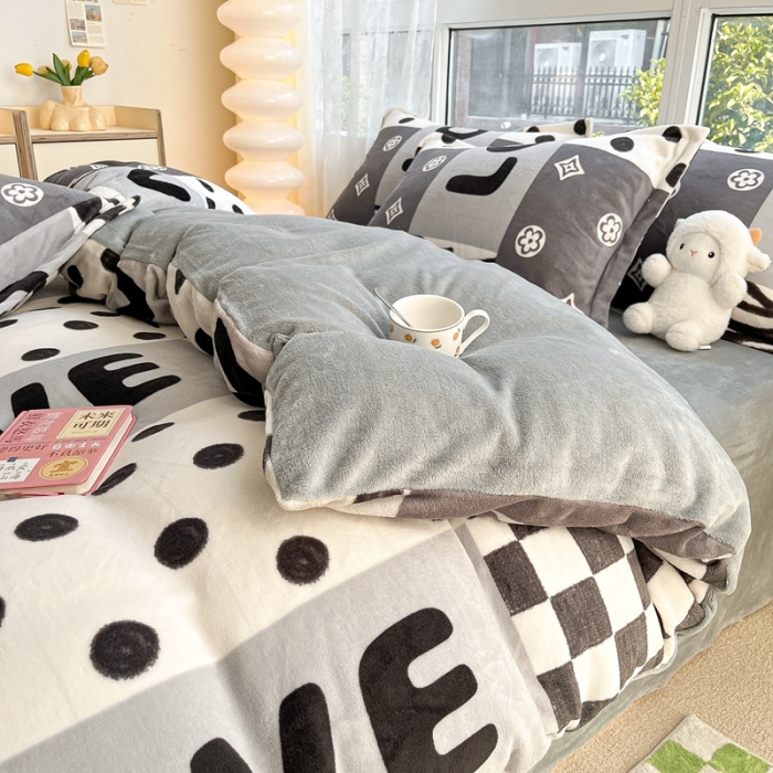 91家纺网 家纺一手货源 找家纺 2022慕尚高克重田园风牛奶绒系列单被套 杜比