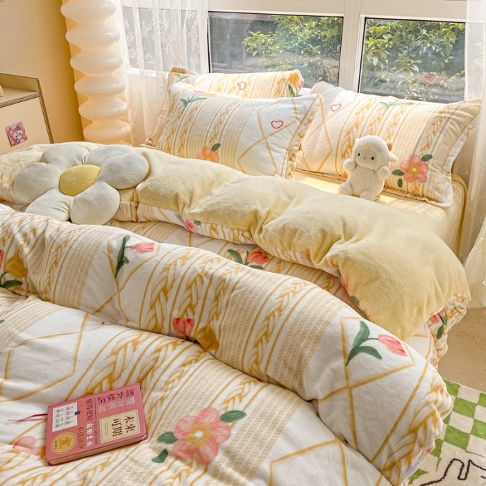 91家纺网 家纺一手货源 找家纺 2022慕尚高克重田园风牛奶绒系列单被套 静谧