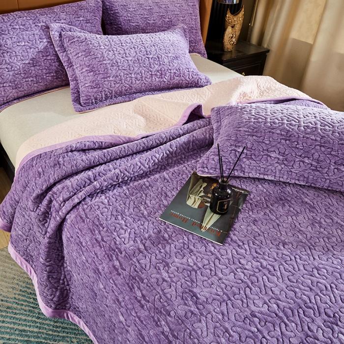 91家纺网 家纺一手货源 找家纺 佳梦家纺2022新款脏脏色织牛奶绒盖毯 脏脏-紫罗兰